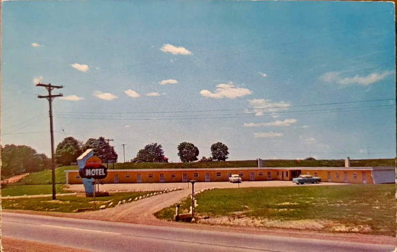 Sundown Motel - Vintage Postcard (newer photo)